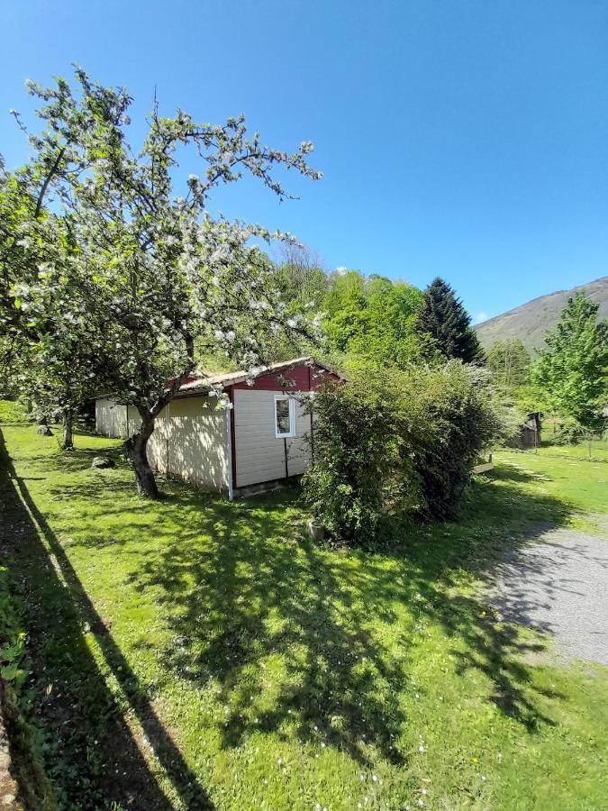 Gites du Quié Les Cabannes  Exterior foto